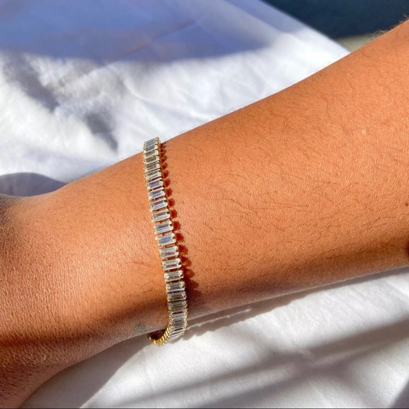 Zara Rainbow Emerald Cut Rectangle Multi-Color Baroque Crystals Bead Bracelet - Picture 14 of 17